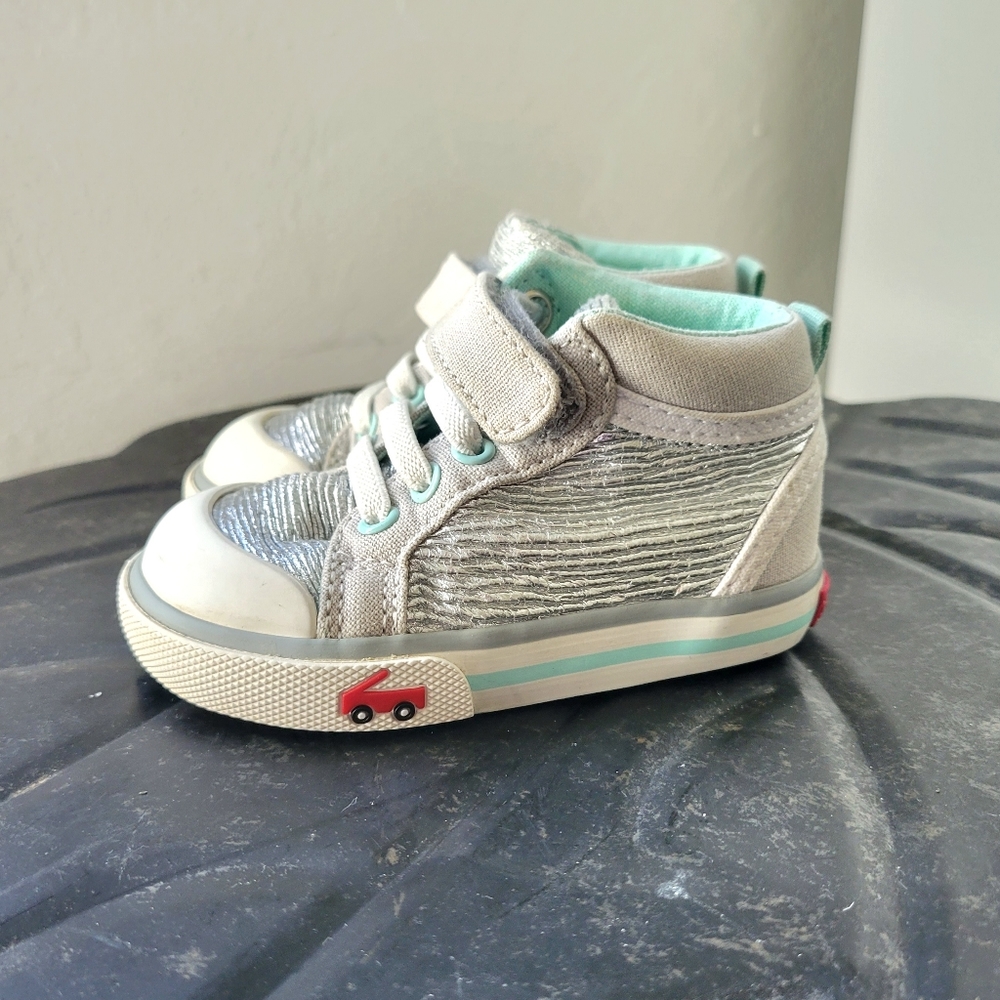 See Kai Run Peyton Silver high-top sneakers, 4 (toddler)